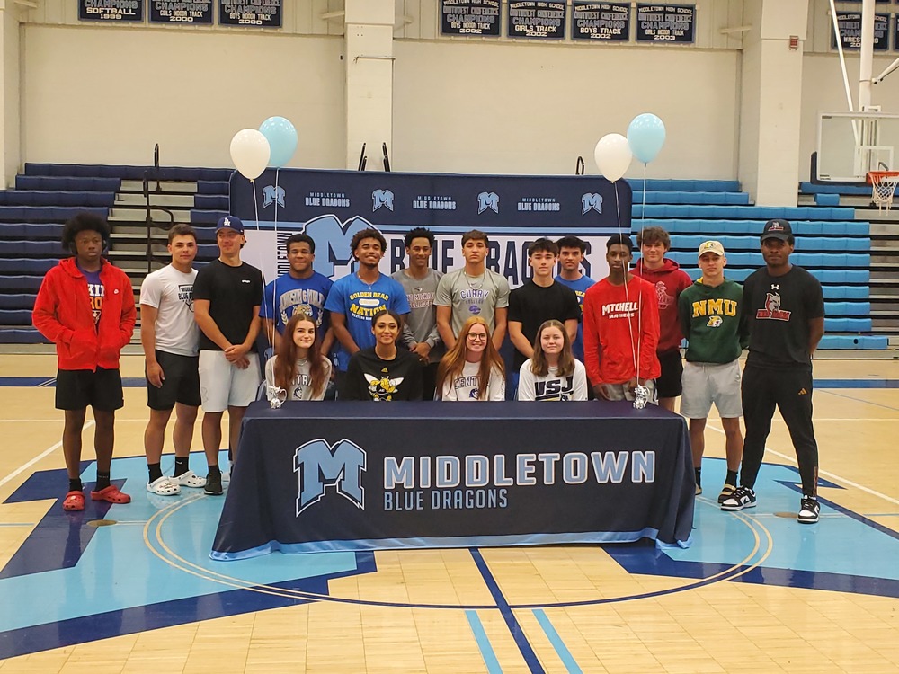 17 Graduating Student-Athletes Signing to Play College Sports